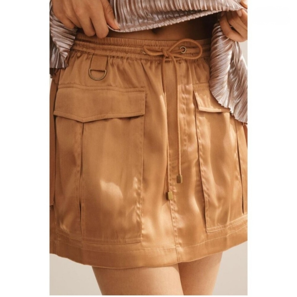 Anthropologie Love The Label Silky Cargo Mini Skirt - Picture 3 of 8